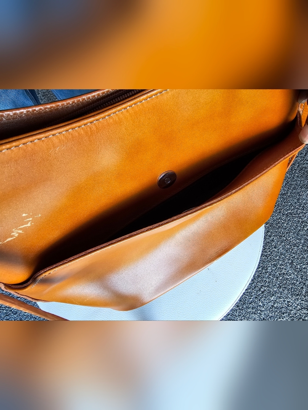 Vera Pelle Cognac Leather Hobo Bag - Picture 9 of 13
